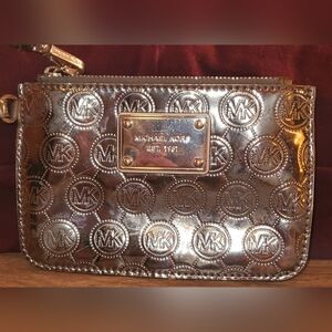 Michael Kors Signature Corner Wristlet